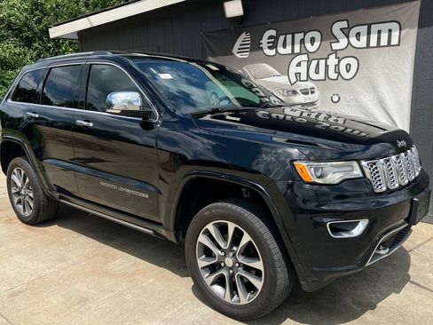 Used 2017 Jeep Grand Cherokee Overland AWD/4WD image 10