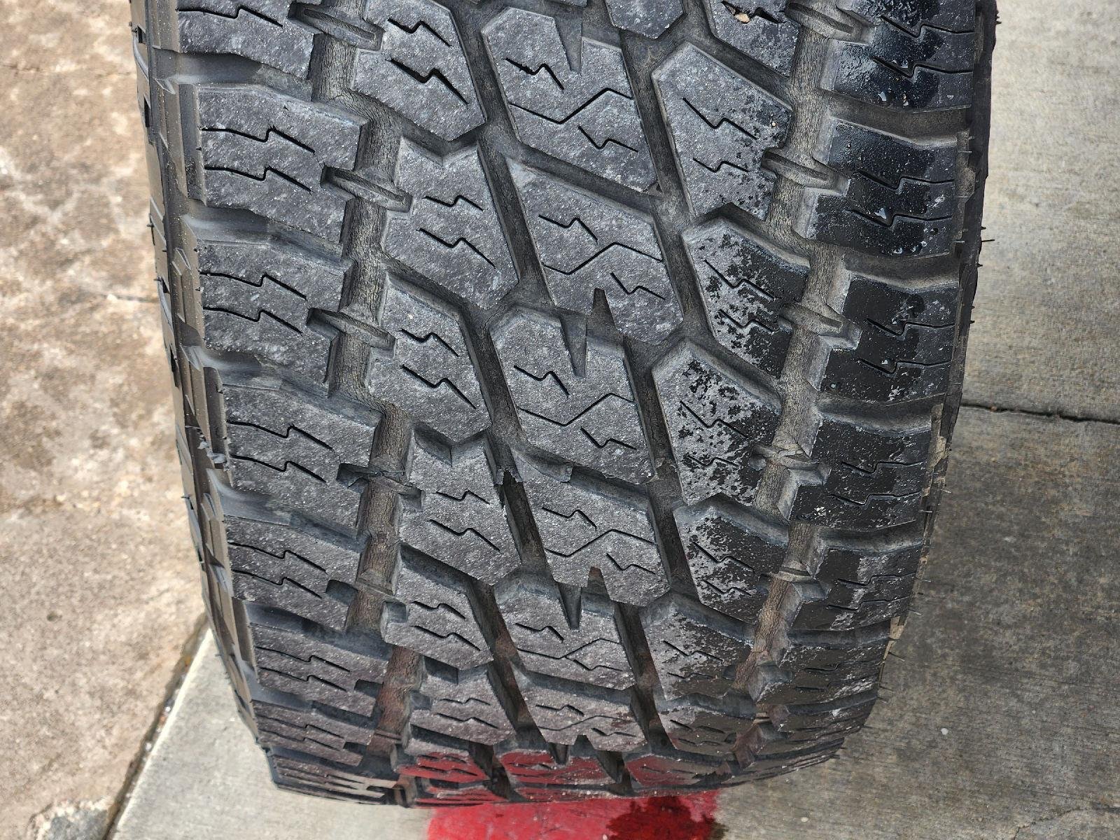 Used 2019 Jeep Wrangler Unlimited Sahara AWD/4WD image 11