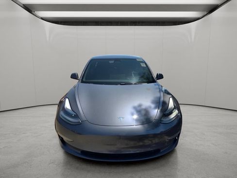 Used 2022 Tesla Model 3 Long Range AWD/4WD image 16