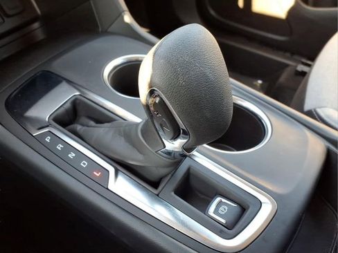 Used 2024 Chevrolet Equinox LS w/ LPO, Floor Liner Package FWD image 22