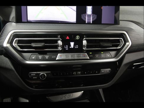 Certified 2023 BMW X3 xDrive30i w/ Premium Package image 13