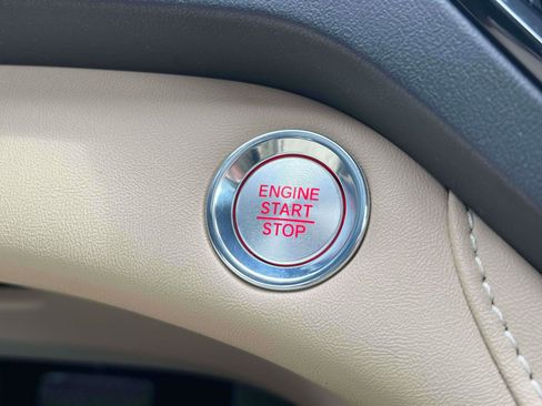 Used 2020 Acura RDX SH-AWD w/Technology Pkg AWD image 18