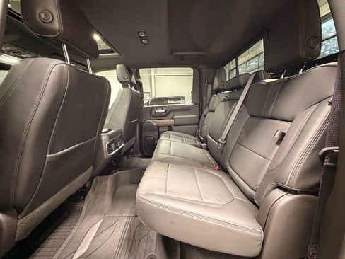 Used 2023 Chevrolet Silverado 3500 High Country image 24