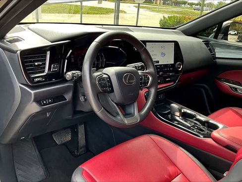 Used 2024 Lexus NX 250 FWD image 18