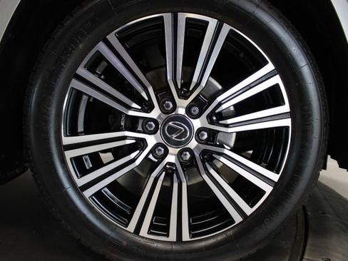 Used 2024 Lexus LX 600 4WD w/ Appearance Package image 42