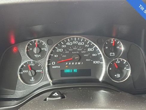 Used 2024 GMC Savana 2500 w/ Driver Convenience Package RWD image 14