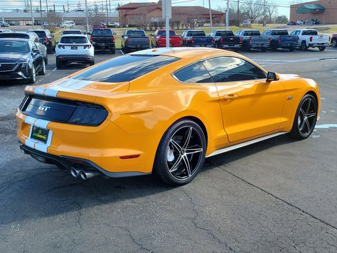 Used 2019 Ford Mustang GT image 4