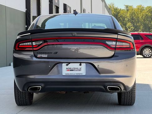 Used 2020 Dodge Charger SXT w/ Blacktop Package AWD/4WD image 7