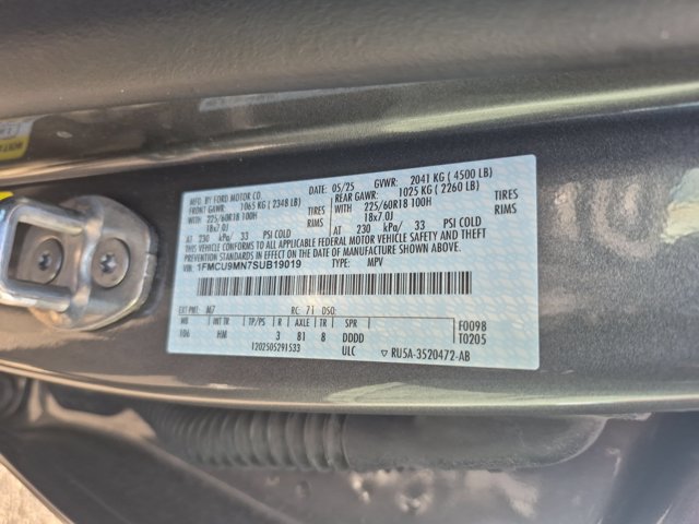 Used 2025 Ford Escape ST-Line AWD/4WD image 30