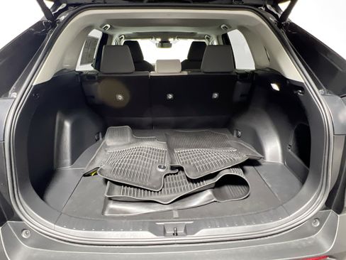 Used 2025 Toyota RAV4 XLE w/ Convenience Package FWD image 34