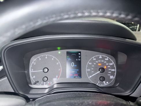 Used 2024 Toyota Corolla SE image 17