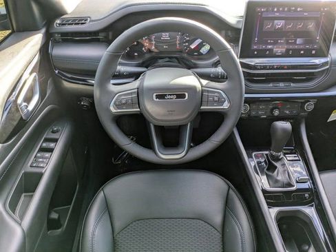 New 2026 Jeep Compass Latitude w/ Sun and Sound Group AWD/4WD image 14