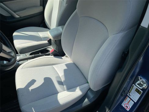 Used 2018 Subaru Forester 2.5i Premium AWD/4WD image 9