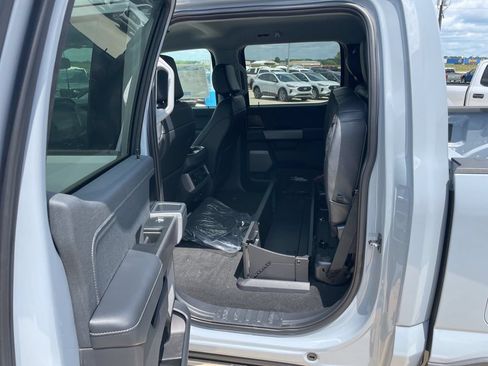 New 2025 Ford F250 Lariat w/ Lariat Ultimate Package AWD/4WD image 23