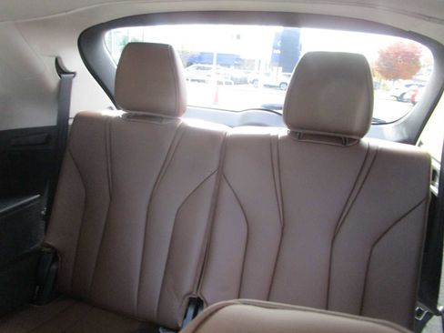 Certified 2023 Acura MDX SH-AWD w/ Technology Package image 10