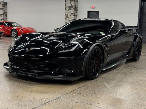 Used 2017 Chevrolet Corvette Grand Sport RWD image 3