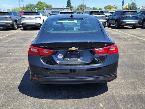 Used 2018 Chevrolet Malibu LT FWD image 5
