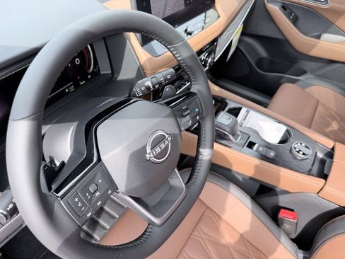 New 2026 Nissan Rogue Platinum AWD/4WD image 18
