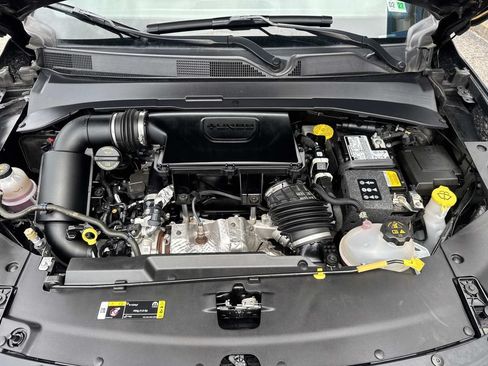 Used 2025 Jeep Compass Sport AWD/4WD image 3