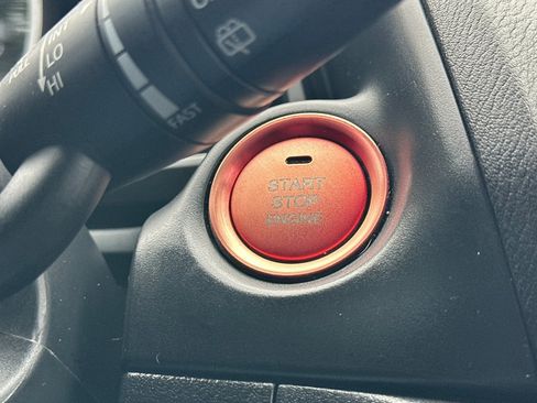 Used 2014 MAZDA MAZDA3 i Touring FWD image 30