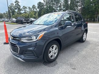 Used 2018 Chevrolet Trax LT w/ Driver Confidence Package FWD video 3