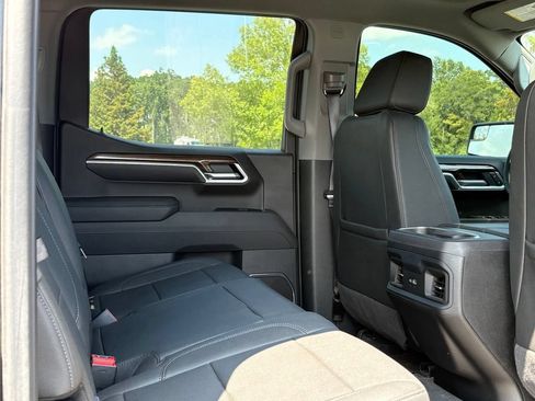 Used 2025 Chevrolet Silverado 1500 RST w/ All Star Edition Plus AWD/4WD image 7