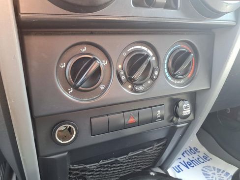 Used 2010 Jeep Wrangler Unlimited Sport AWD/4WD image 7