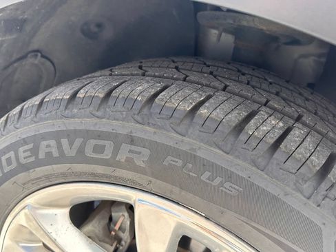 Used 2019 Ford Explorer Limited w/ Ford Safe & Smart Package AWD/4WD image 44