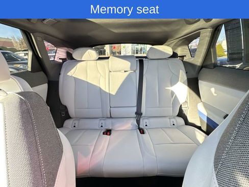 Used 2025 Cadillac Optiq Sport 1 image 27