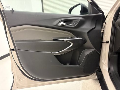 New 2026 Chevrolet Trax ACTIV w/ Driver Confidence Package FWD image 23
