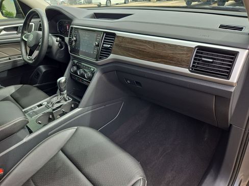 Used 2022 Volkswagen Atlas SE FWD image 31