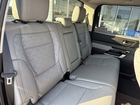 Used 2023 Toyota Tundra Limited image 10