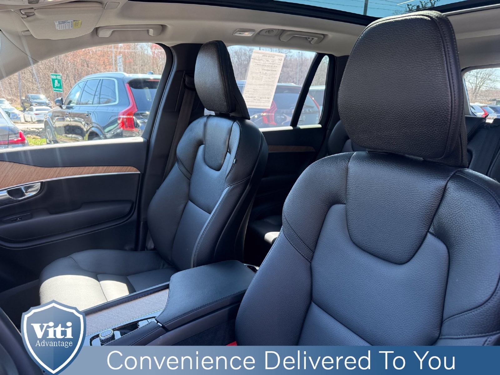 Certified 2025 Volvo XC90 B6 Plus w/ Protection Package Premier AWD/4WD image 18