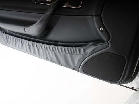 Used 2002 Mercedes-Benz SLK 320 image 32