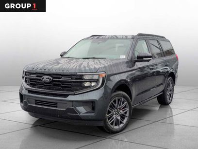 New 2025 Ford Expedition Platinum w/ Stealth Performance Package