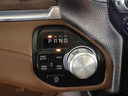 Used 2024 RAM 1500 Limited image 13