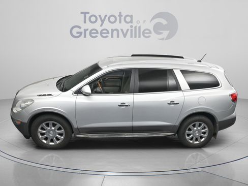 Used 2012 Buick Enclave Leather FWD image 2