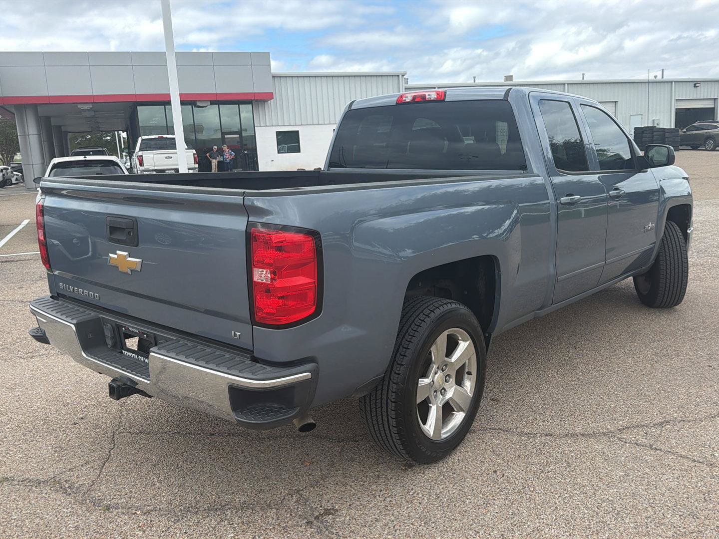 Used 2015 Chevrolet Silverado 1500 LT w/ Texas Edition, 1LT Trim RWD image 3