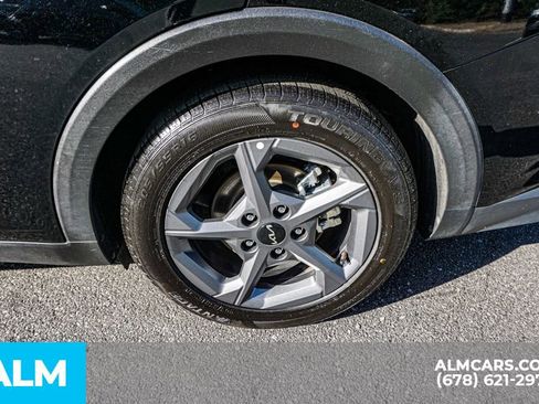 Used 2025 Kia K4 FWD image 17