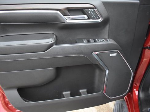 Used 2023 GMC Sierra 1500 SLT image 14