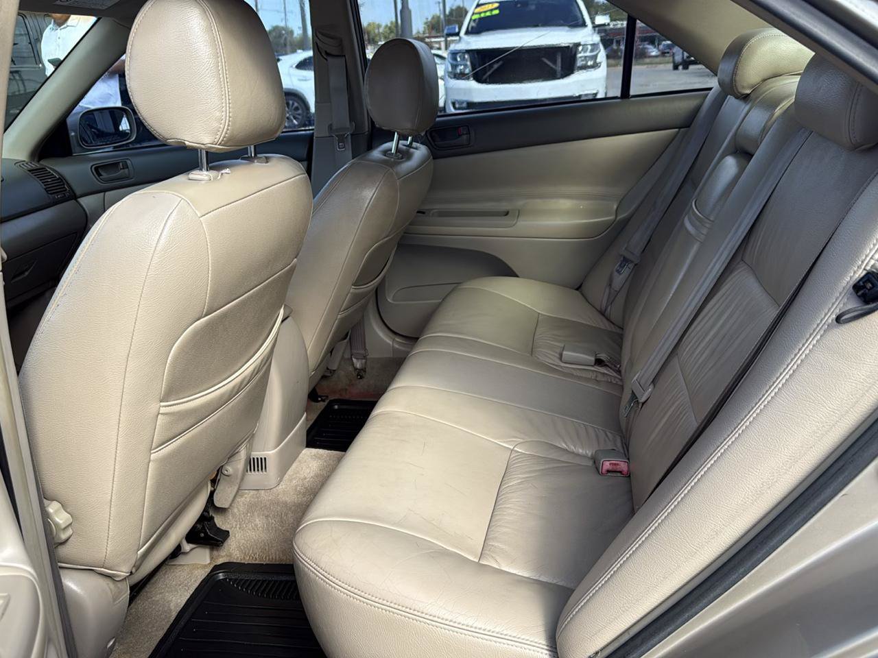 Used 2002 Toyota Camry LE FWD image 13
