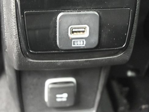 Used 2022 Jeep Compass Limited AWD/4WD image 18