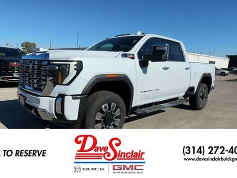 New 2026 GMC Sierra 2500 Denali w/ Technology Package AWD/4WD image 4