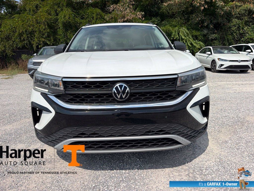 Used 2024 Volkswagen Taos S FWD image 8