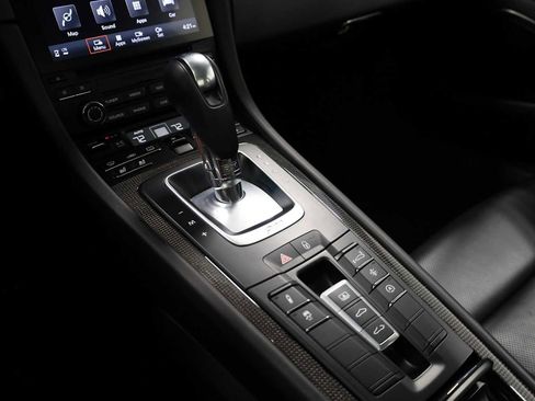 Used 2019 Porsche 911 Turbo image 30