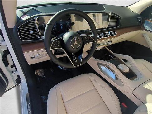 New 2026 Mercedes-Benz GLE 450 4MATIC image 3