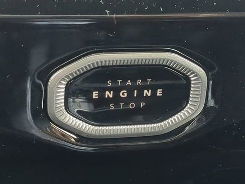 New 2026 Jeep Grand Cherokee Limited w/ Limited Altitude Package image 37