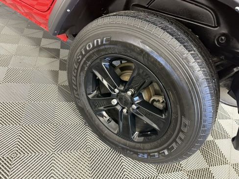 Used 2022 Jeep Wrangler Unlimited Sport image 10