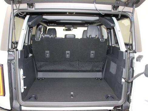 New 2026 Ford Bronco Outer Banks AWD/4WD image 16
