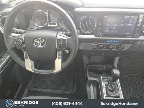 Used 2021 Toyota Tacoma SR5 RWD image 27